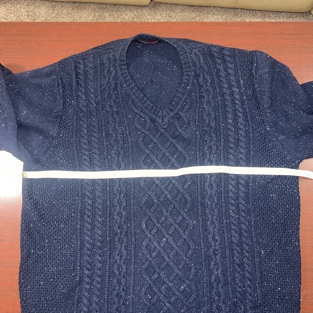 Roundtree & Yorke Navy Speckled Cable Knit Sweater